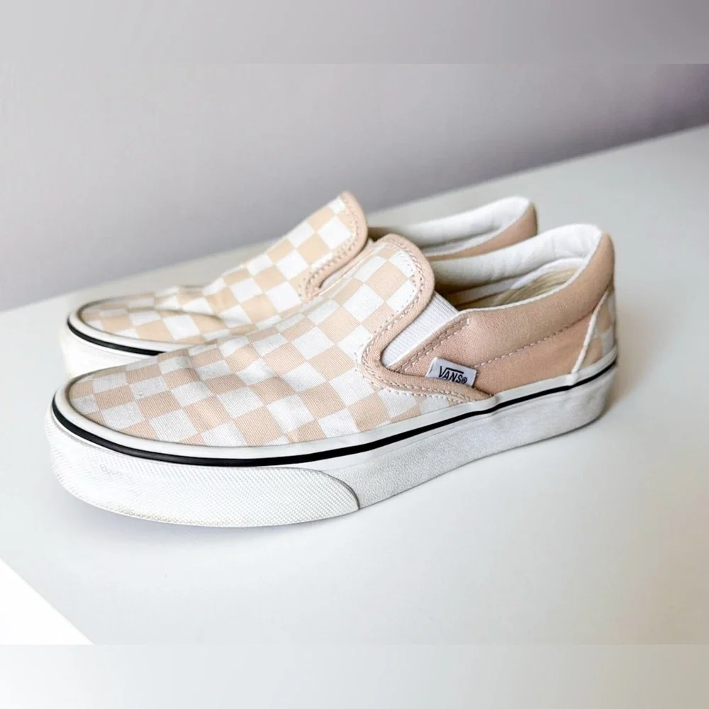 Vans Classic Slip-On Checkerboard Shoe - Picture 4 of 8